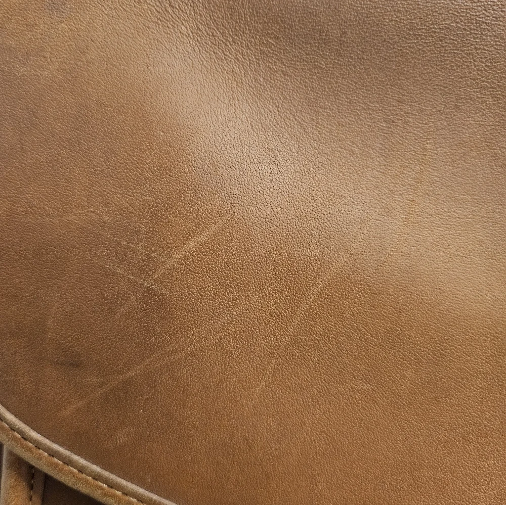 LAST CHANCE Elegant Vintage COACH Brief Case In British Tan Leather